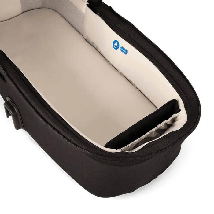 Nuna DEMI next Urbn Bundle with PIPA Urbn Car Seat and Rider Board 21