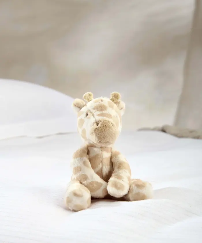 Welcome to the World Small Beanie Toy - Giraffe