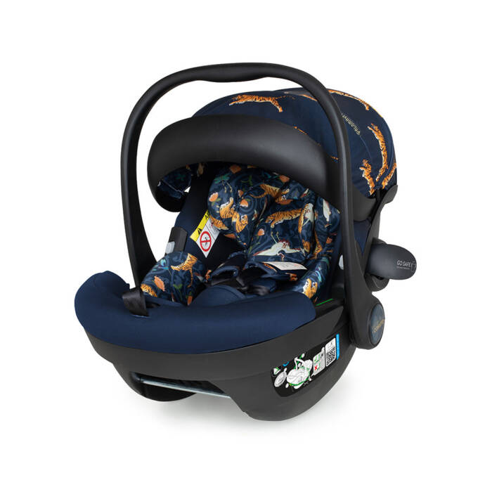 Cosatto Wow 2 Everything Bundle On The Prowl Travel System