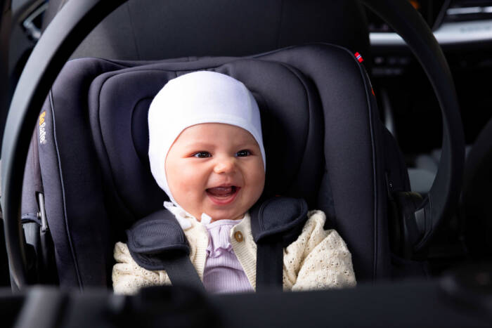 BeSafe Go Beyond Car Seat- Black Soft Breeze