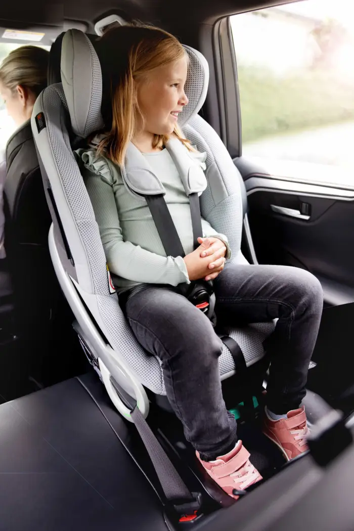 BeSafe Stretch Extended Rear Facing Car Seat- Black Cab