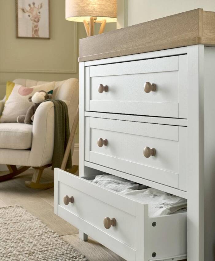 Mamas & Papas Wedmore 2 Piece Cotbed Set with Dresser Changer - White/Natural