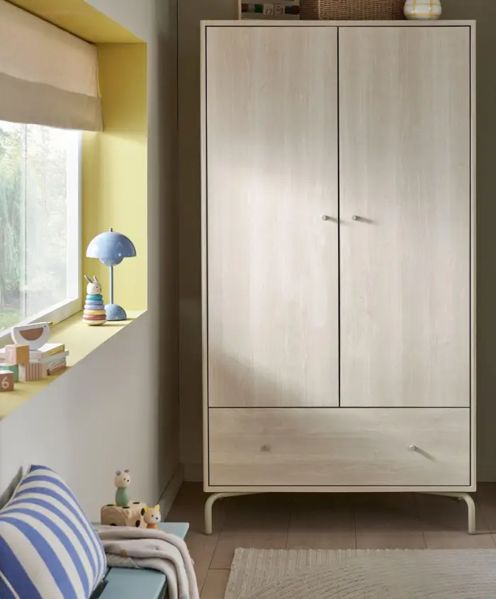 Mamas & Papas Kinlay 3 Piece Cotbed Range with Dresser Changer & Wardrobe - Parchment