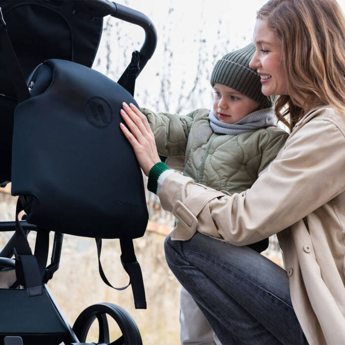 Avionaut Sirius 3-in-1 Travel System with Pixel Pro 2.0 C & IQ Orbit Base - Black 18