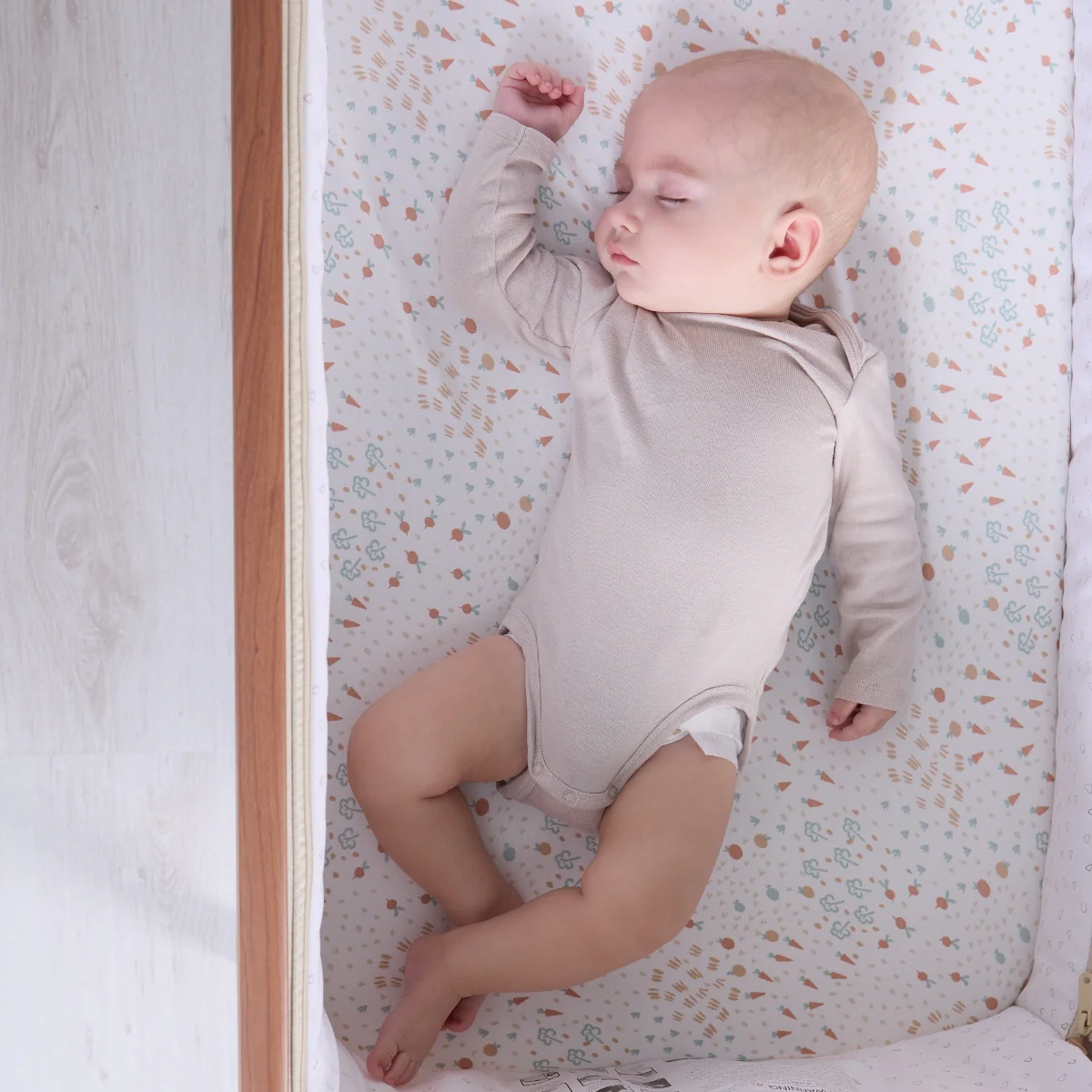 Tutti Bambini Bedside Crib Starter Pack- Good Life