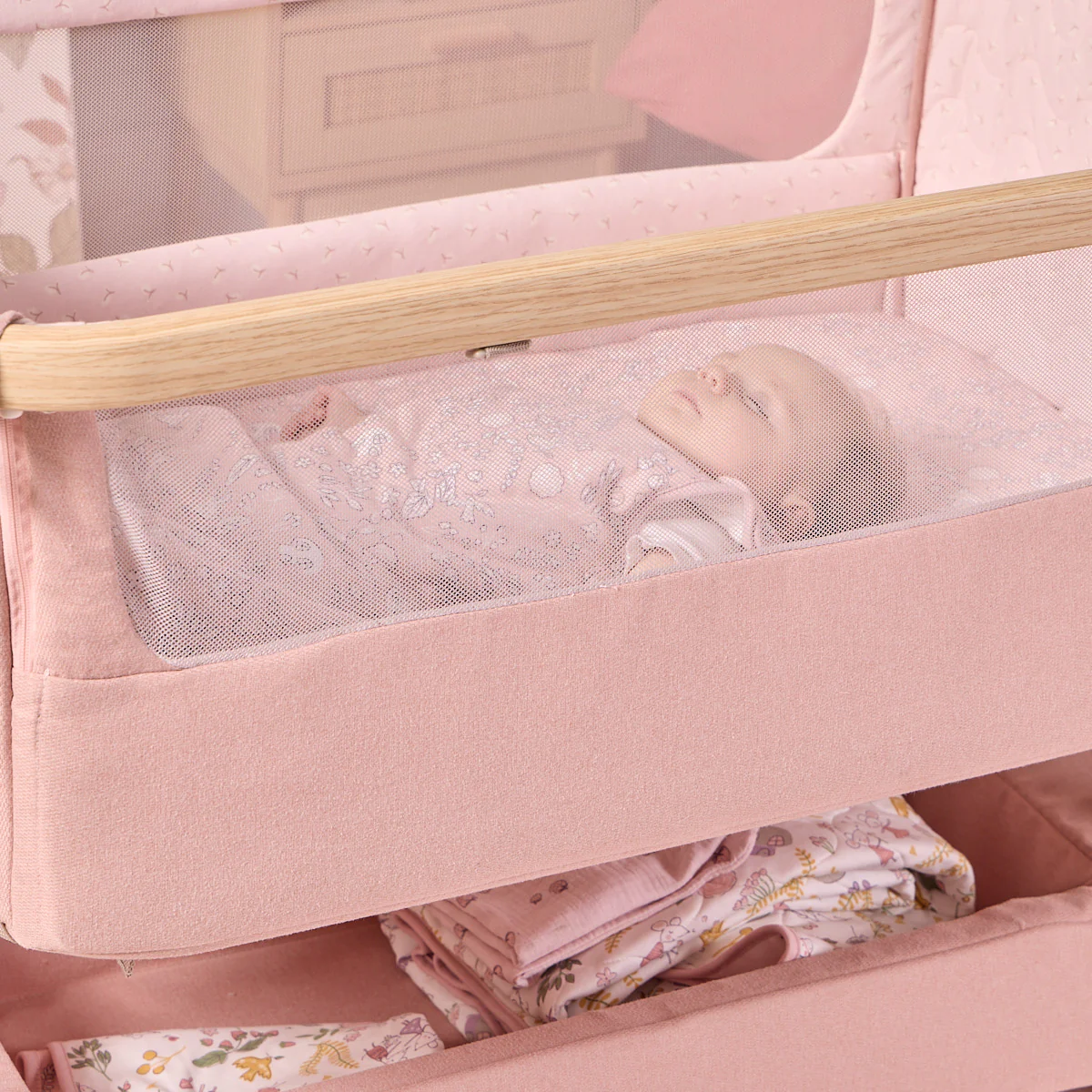 Tutti Bambini CoZee Air 2 Bedside Crib- Drifted Oak / Blush