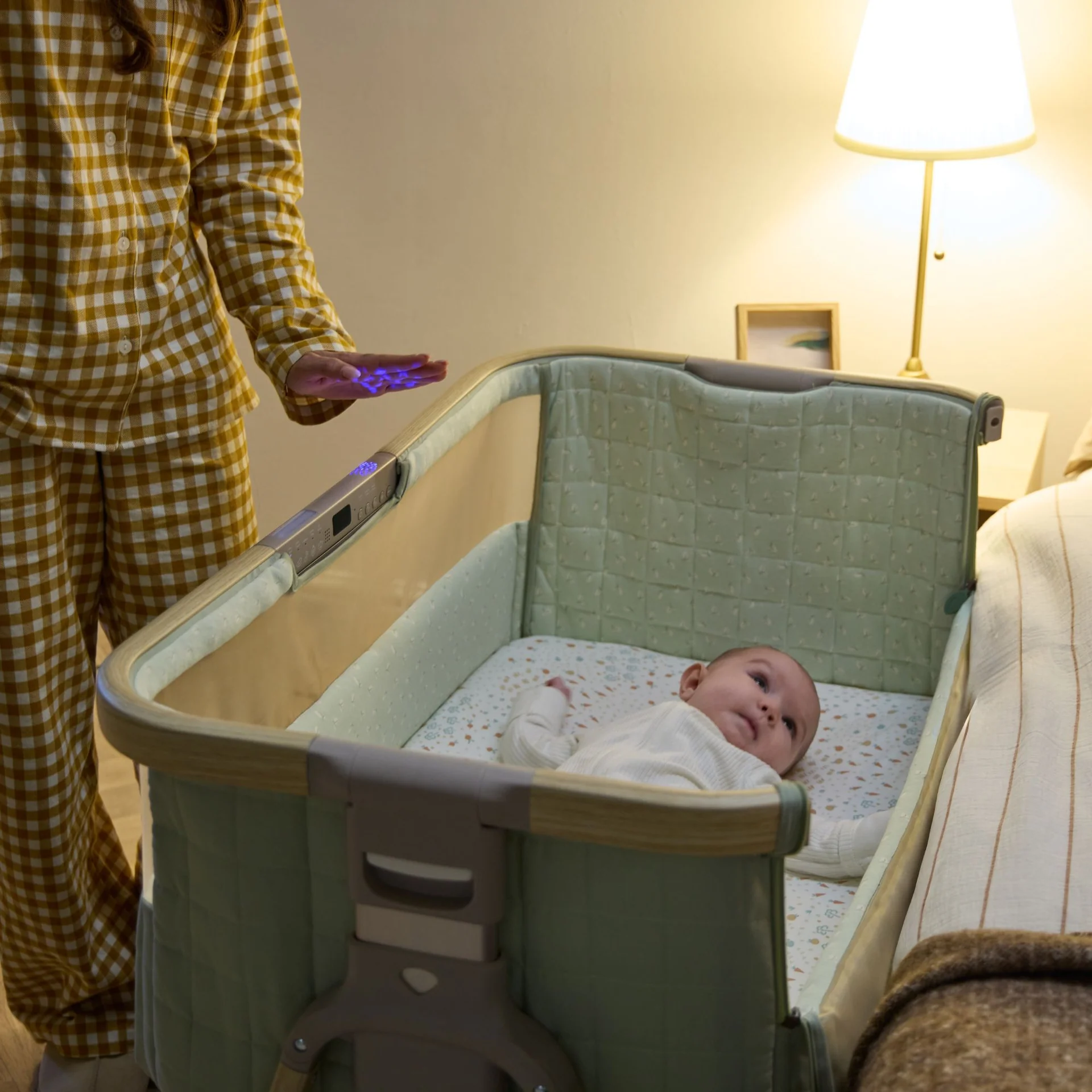 Tutti Bambini Cozee Sense Bedside Crib- Drifted Oak / Eucalyptus