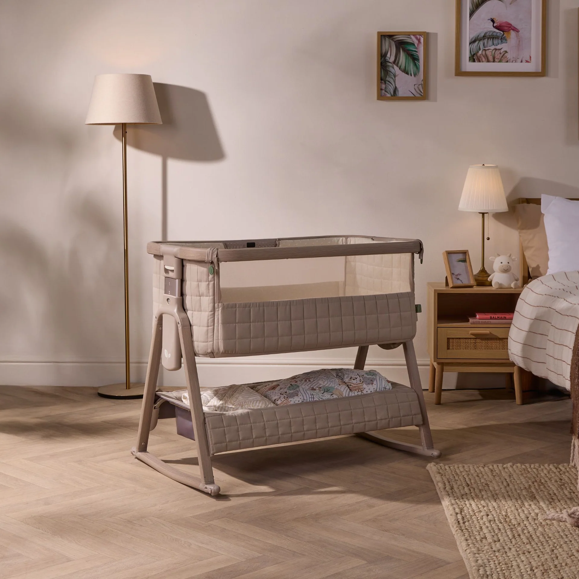 Tutti Bambini Cozee Sense Bedside Crib- Soft Walnut / Cocoa