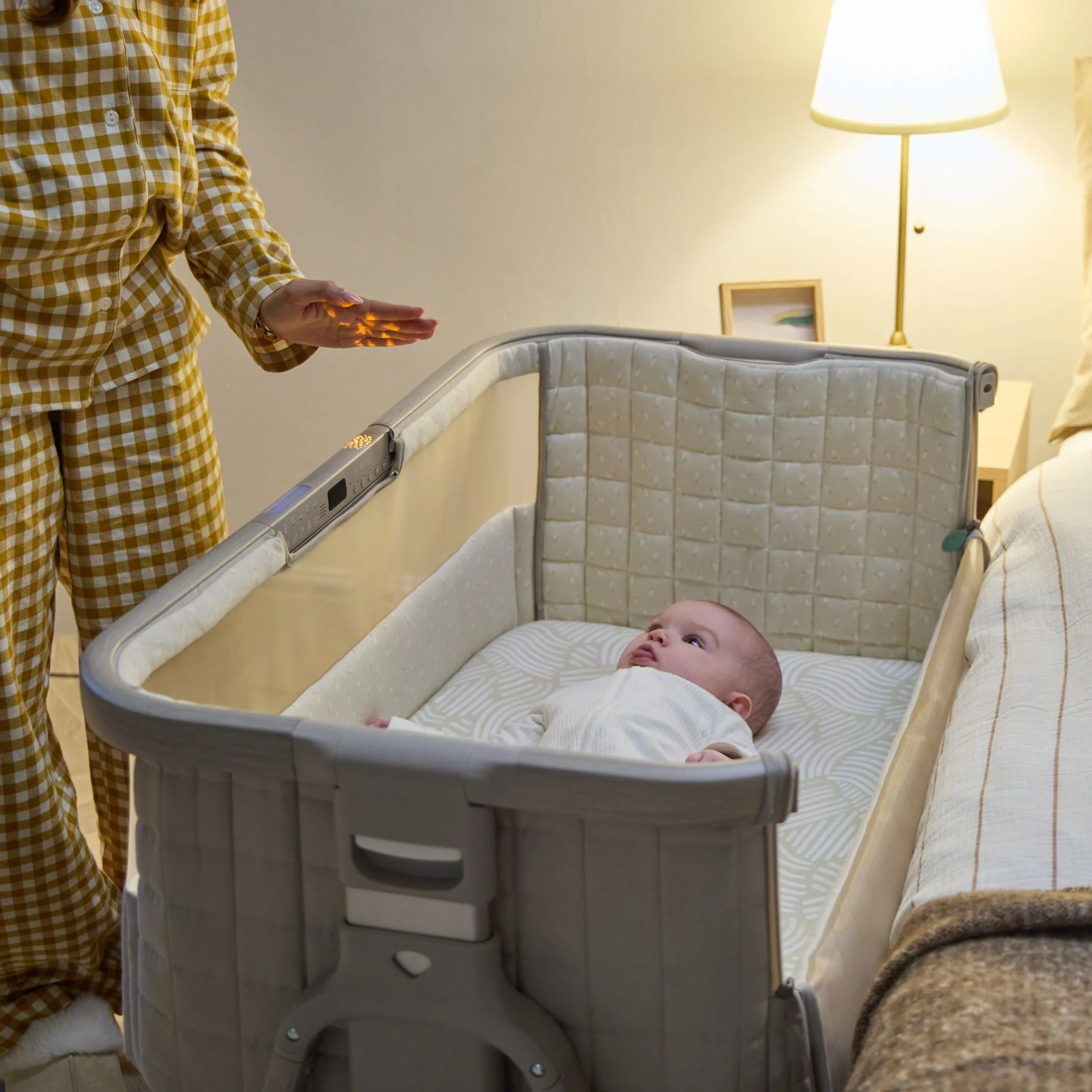 Tutti Bambini Cozee Sense Bedside Crib- Soft Walnut / Cocoa