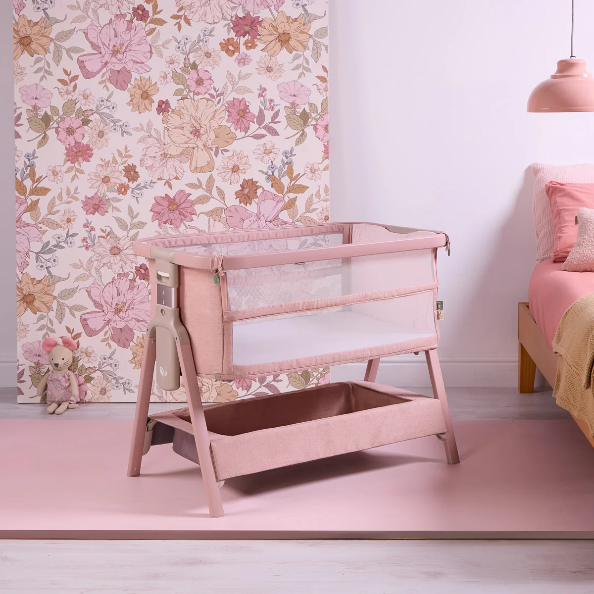 Tutti Bambini Cozee Zen Bedside Crib - Blush