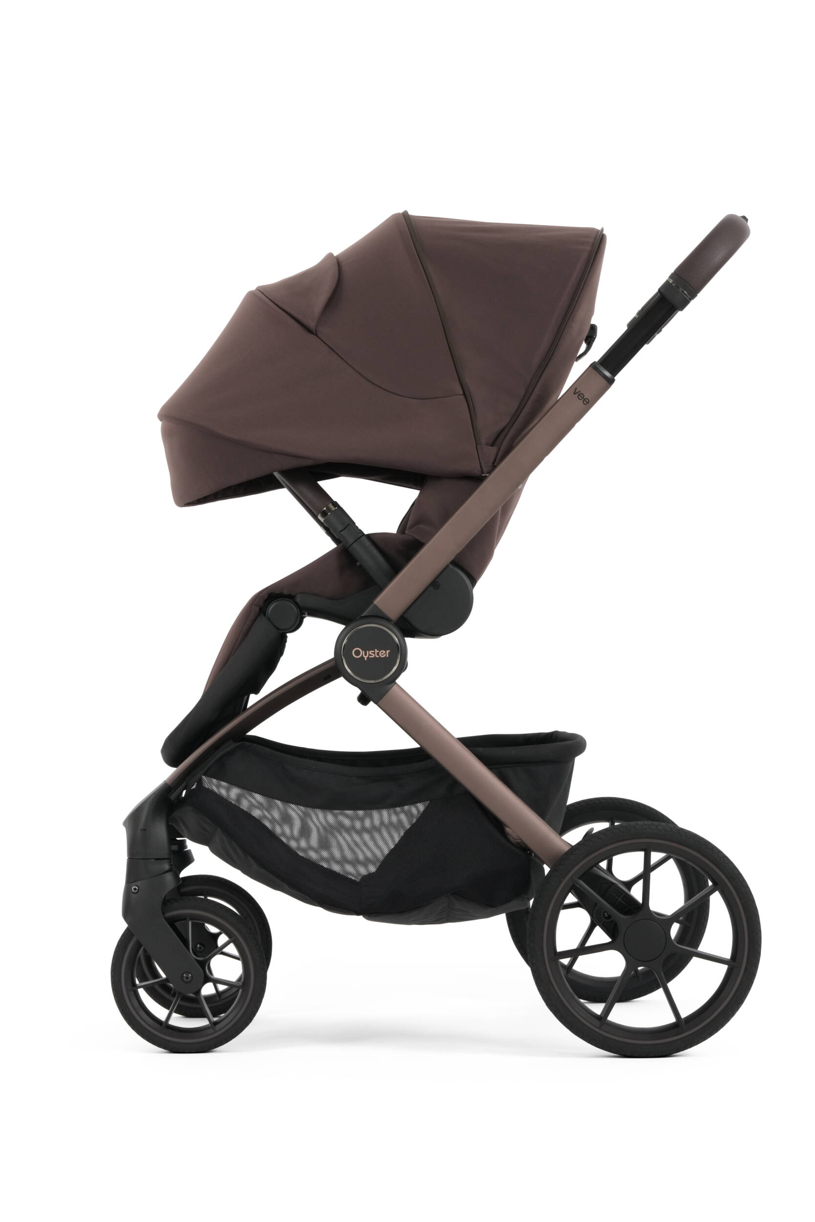 Oyster Vee Pram Bundle - Chocolate